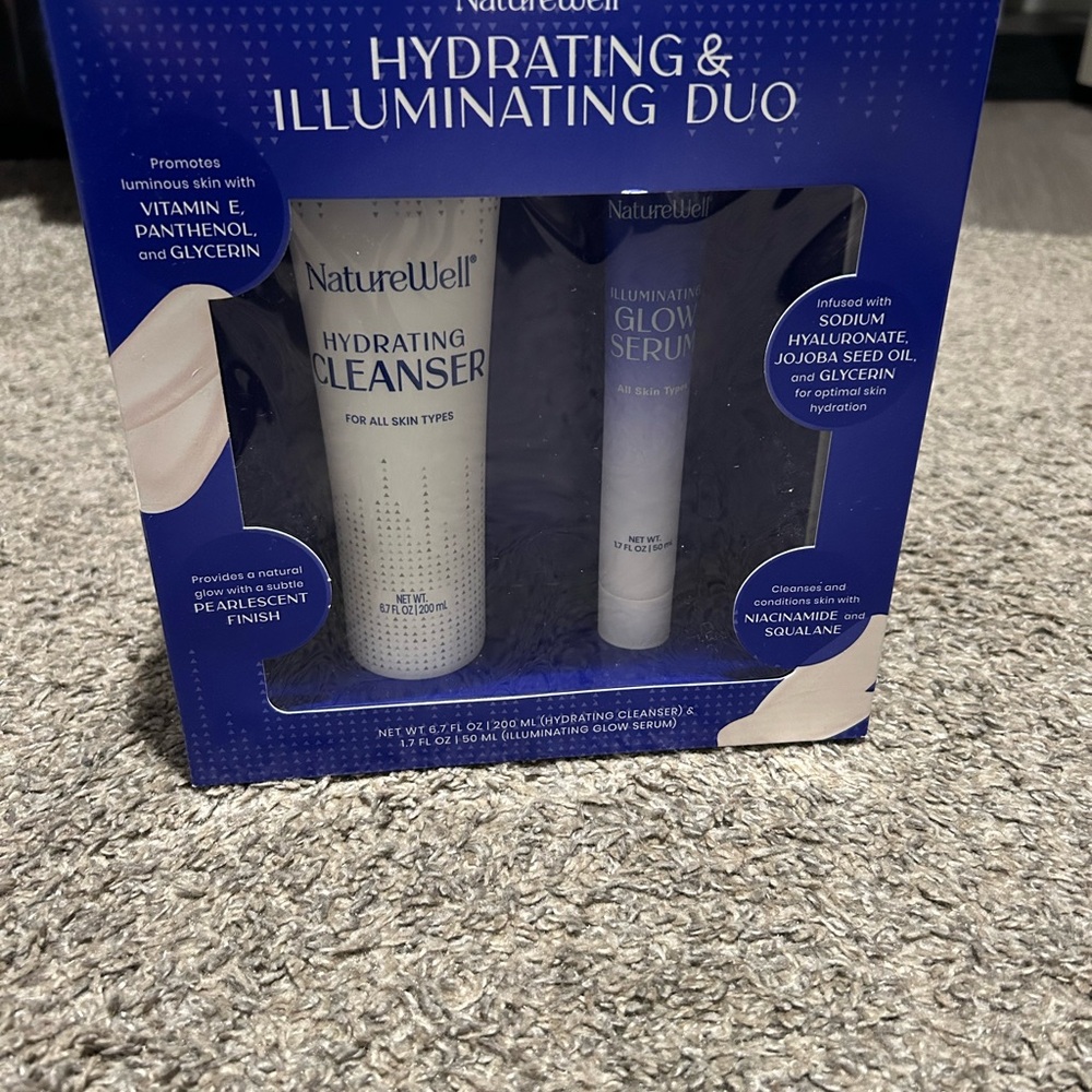 Hydrating & Illuminating Duo - Cleanser and Serum